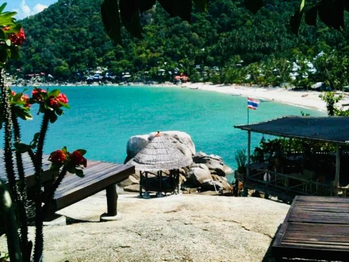 Hotel Bambu Huts Baan Tai Esterno foto