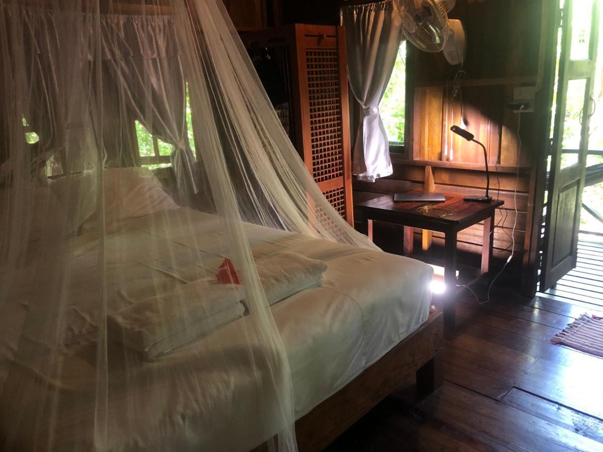 Hotel Bambu Huts Baan Tai Esterno foto