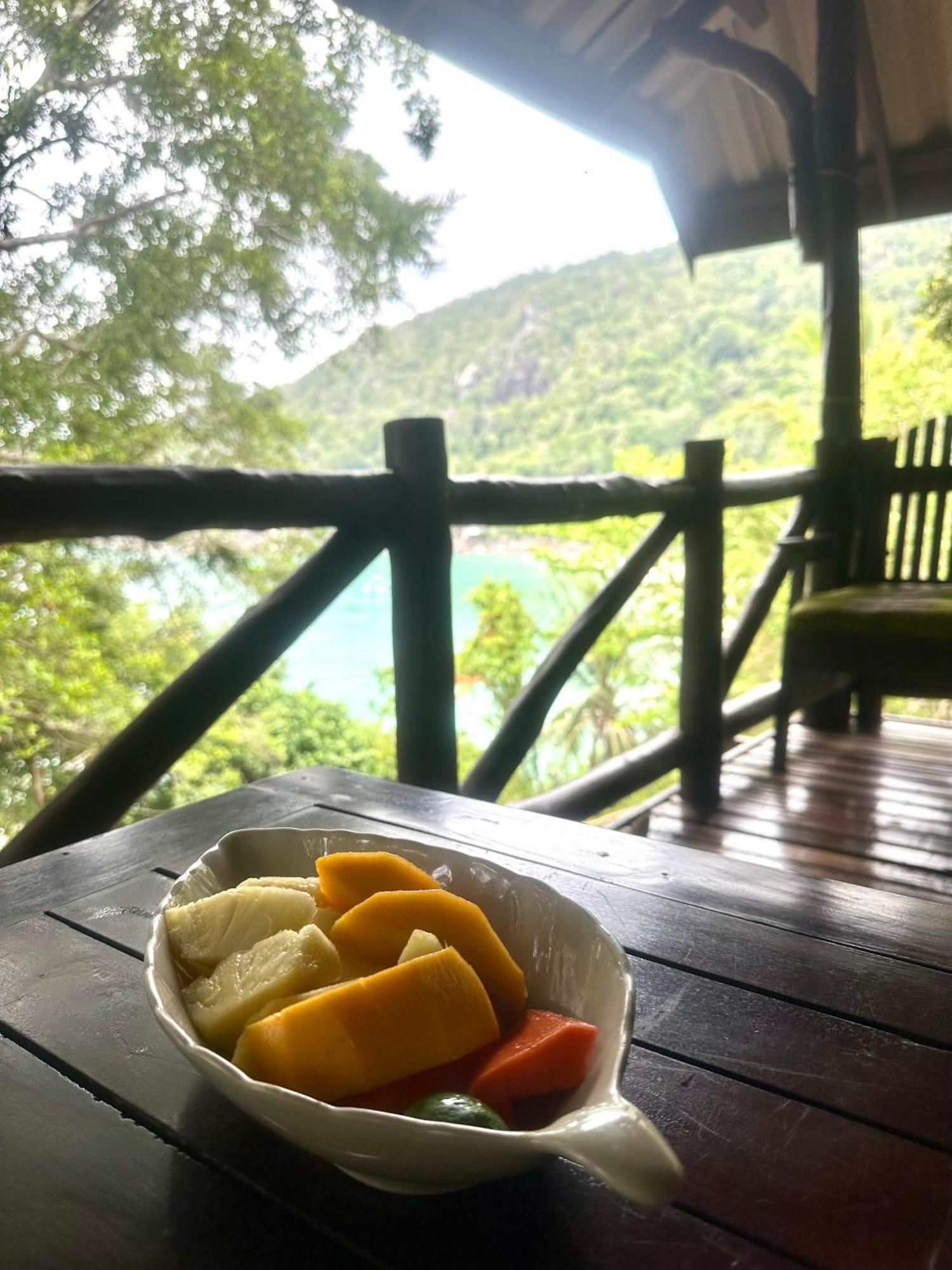 Hotel Bambu Huts Baan Tai Esterno foto