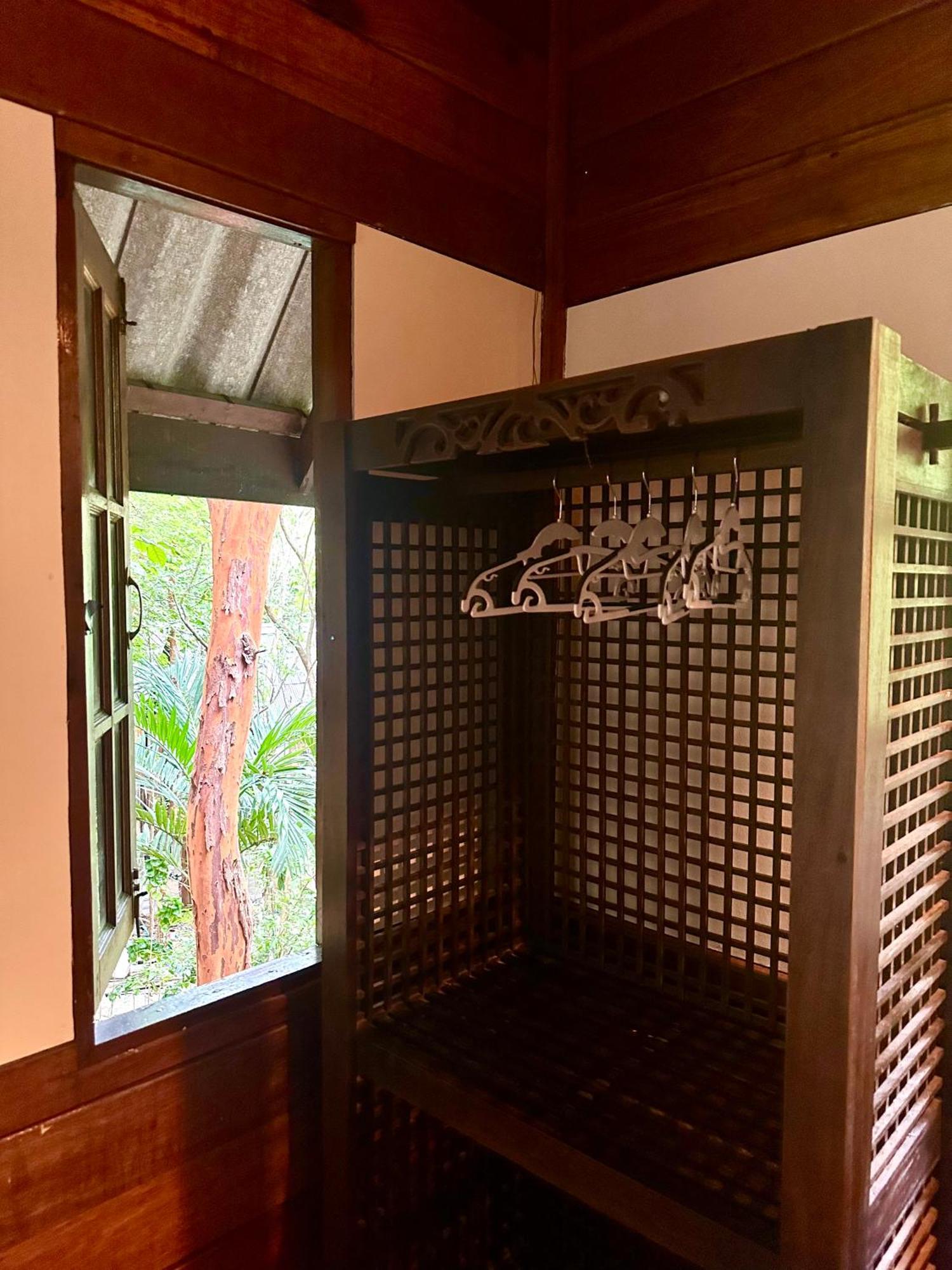 Hotel Bambu Huts Baan Tai Esterno foto